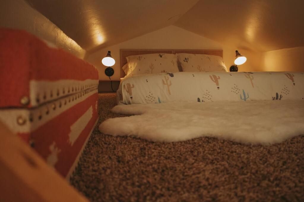 Agave Tiny House At Cactus Flower-Hot Tub-Pet Friendly-No Pet Fees! 앨버커키 외부 사진