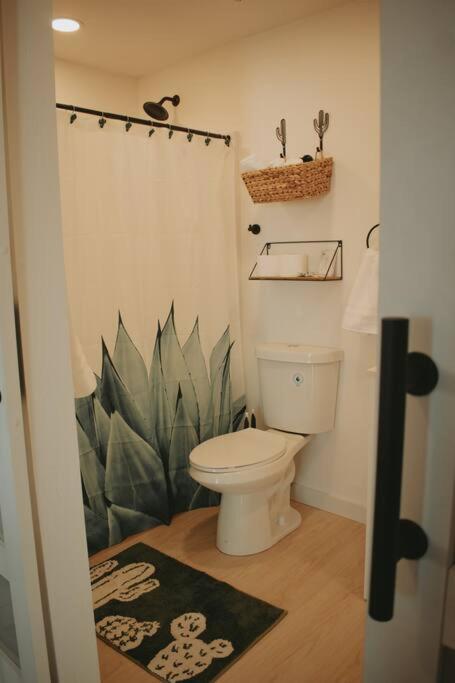 Agave Tiny House At Cactus Flower-Hot Tub-Pet Friendly-No Pet Fees! 앨버커키 외부 사진