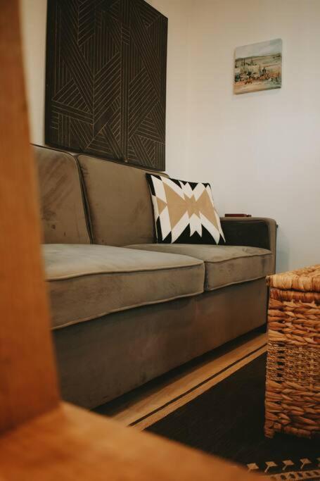 Agave Tiny House At Cactus Flower-Hot Tub-Pet Friendly-No Pet Fees! 앨버커키 외부 사진